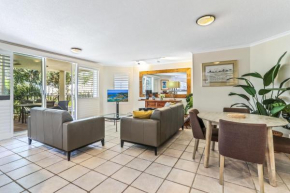 Delightful apartment close to the beach, Sunshine Beach